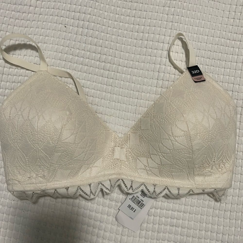 NWT- Etam- 32D. Wirefree